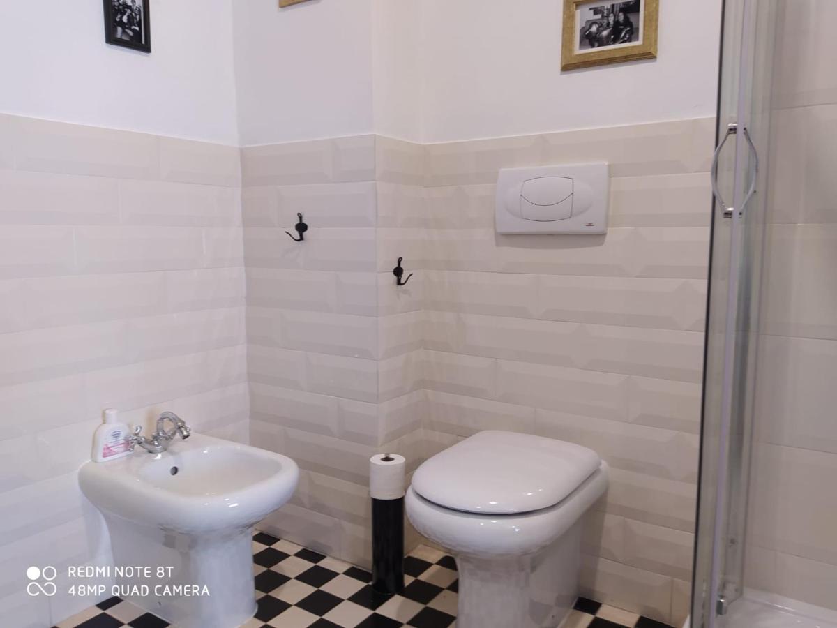 Vanity Apartment - 4 Bedrooms With 4 Bathrooms - Ac & Wifi Rome Bagian luar foto