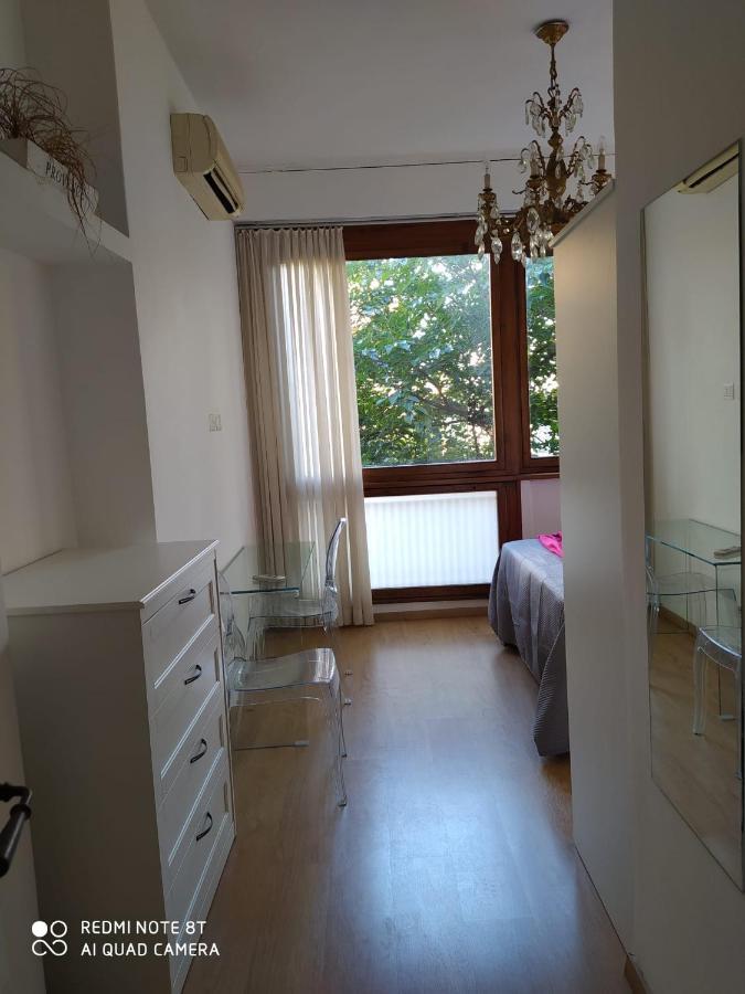 Vanity Apartment - 4 Bedrooms With 4 Bathrooms - Ac & Wifi Rome Bagian luar foto