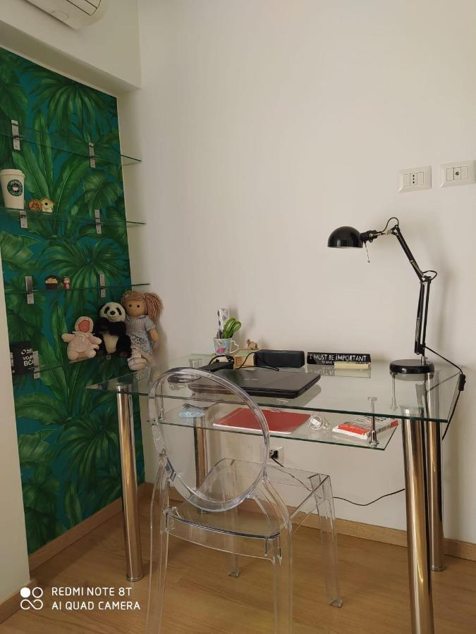 Vanity Apartment - 4 Bedrooms With 4 Bathrooms - Ac & Wifi Rome Bagian luar foto