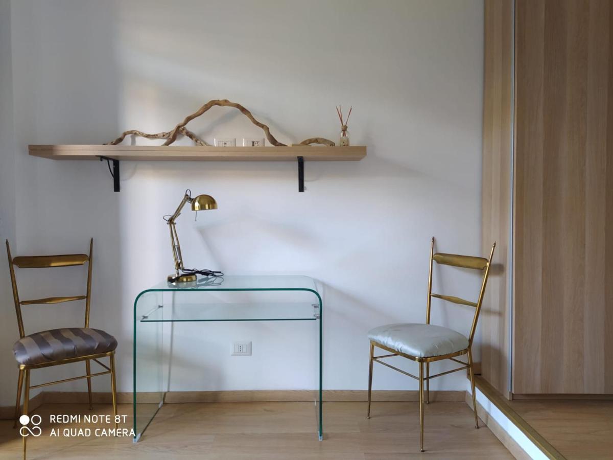 Vanity Apartment - 4 Bedrooms With 4 Bathrooms - Ac & Wifi Rome Bagian luar foto