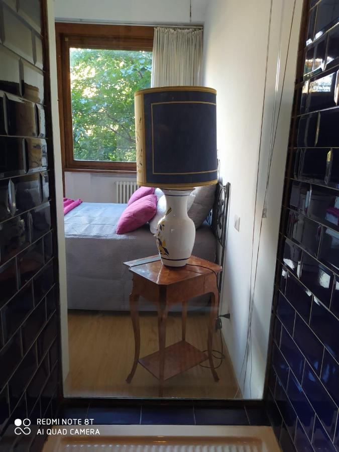 Vanity Apartment - 4 Bedrooms With 4 Bathrooms - Ac & Wifi Rome Bagian luar foto