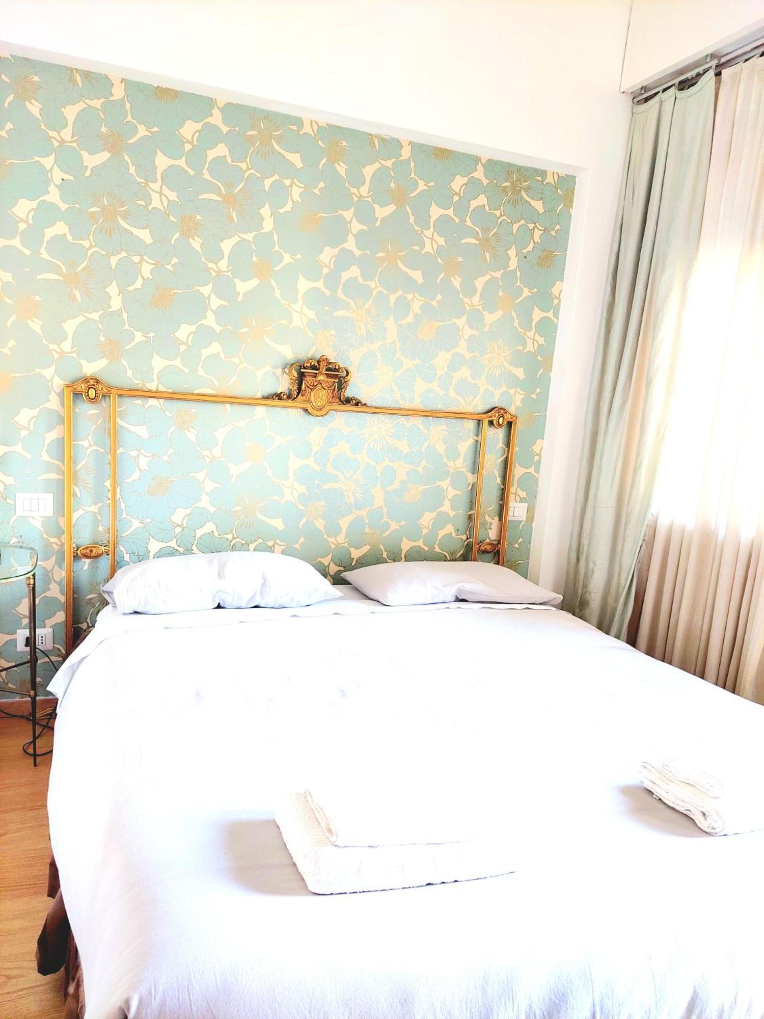 Vanity Apartment - 4 Bedrooms With 4 Bathrooms - Ac & Wifi Rome Bagian luar foto